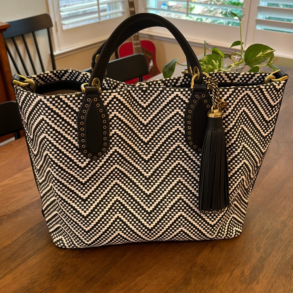 Michael Kors Brooklyn Large Woven Leather Satchel - Navy